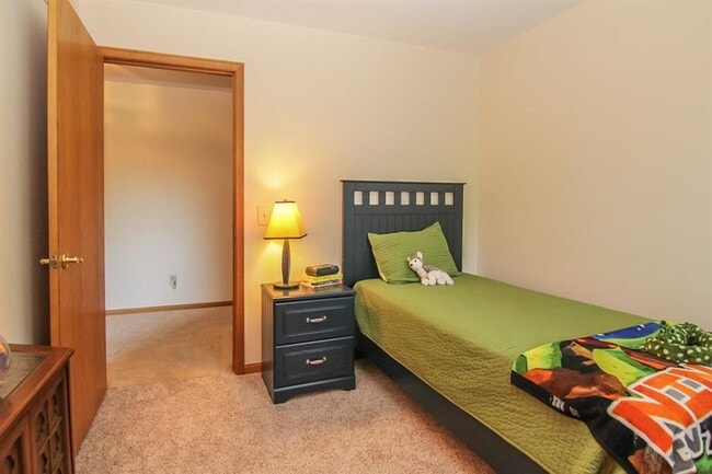 Building Photo - 2506 Scenic Ridge Dr