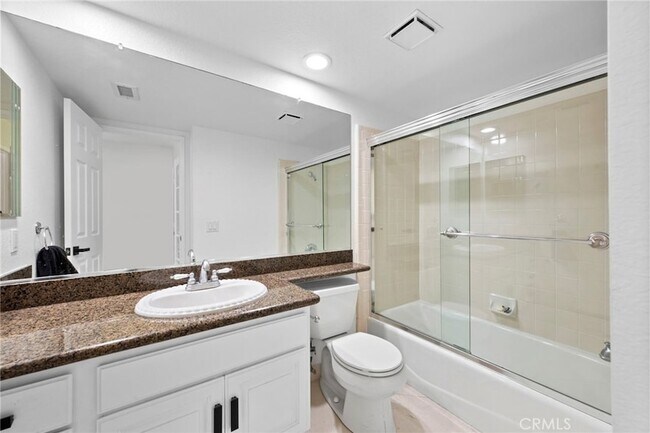 Building Photo - 1232 Meadow Ct