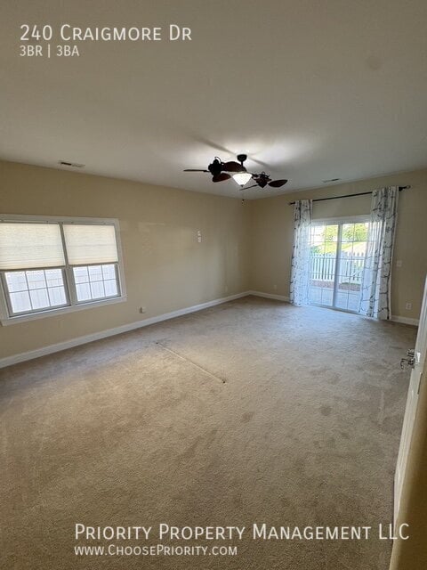 Building Photo - 240 Craigmore Dr