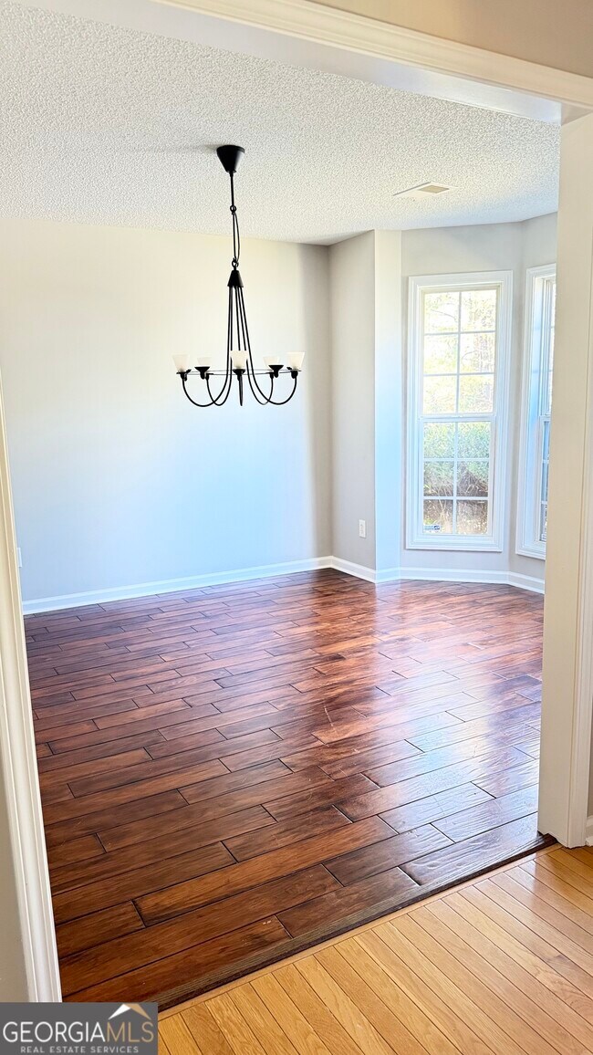 Building Photo - 273 Bainbridge Cir