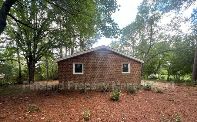 Building Photo - 2155 Goins Dr