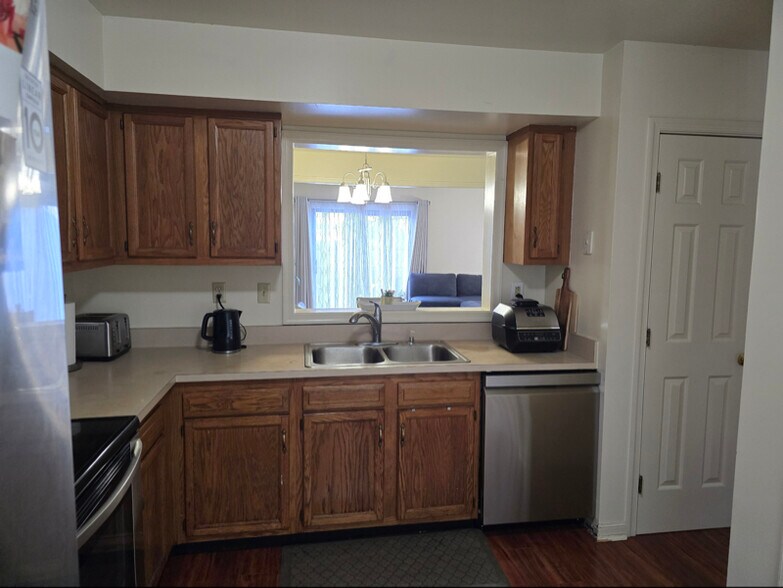 Building Photo - 8703 Hermitage Trace Ct