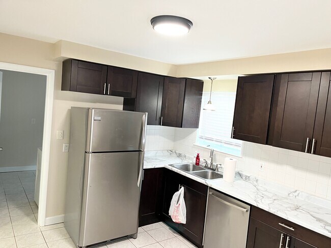 Building Photo - 27640 Barrington St