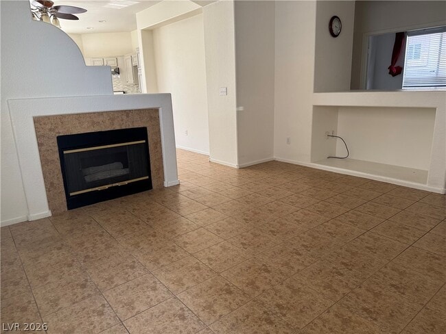 Building Photo - 313 Lilac Arbor St