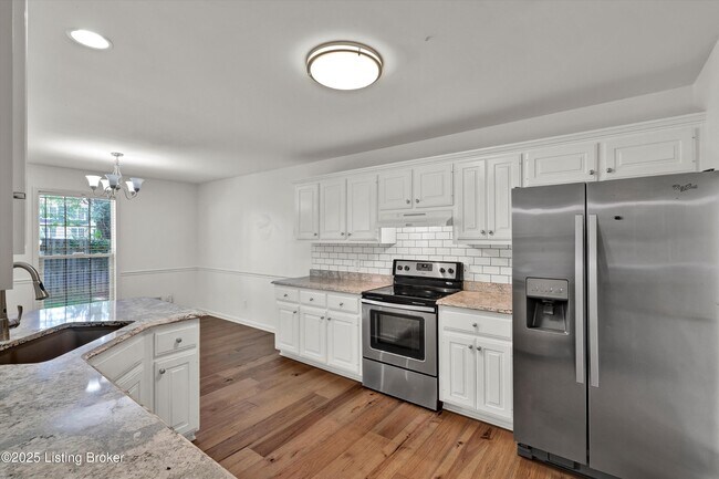 Building Photo - 9816 Calamar Ct