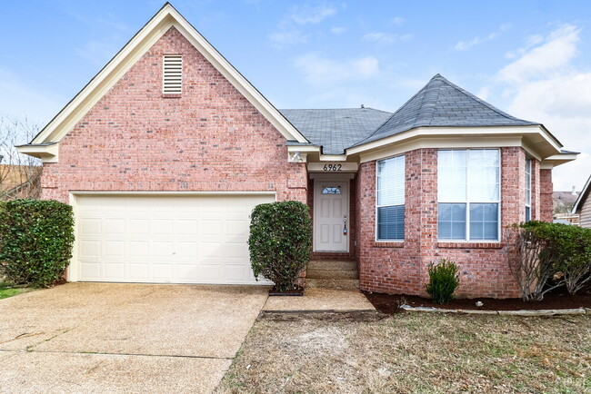 Building Photo - 6962 Lagrange Cir N