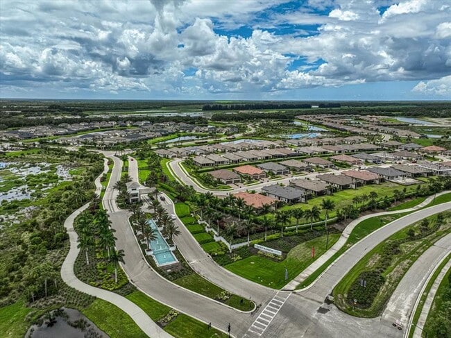 Building Photo - 7782 Waning Moon Wy