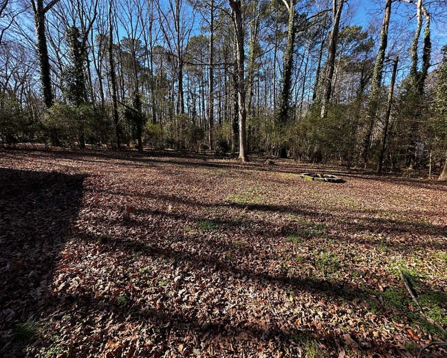 Building Photo - Leasing for Immediate Move-In!