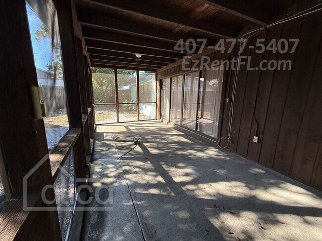 Building Photo - 6240 Bolling Dr