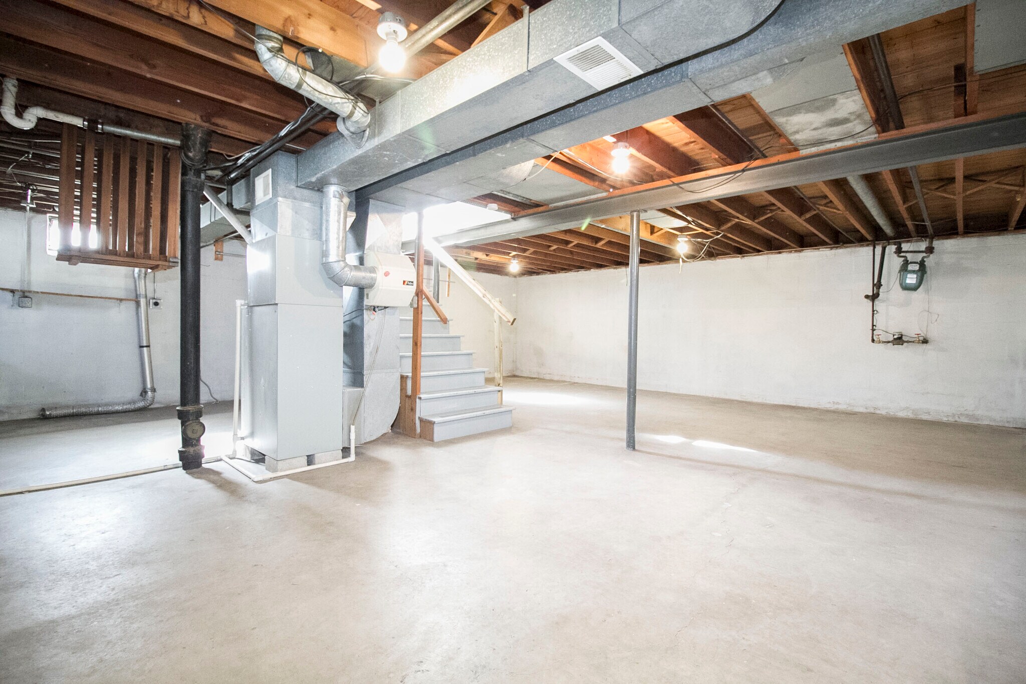 Building Photo - 2859 Boxwood Rd