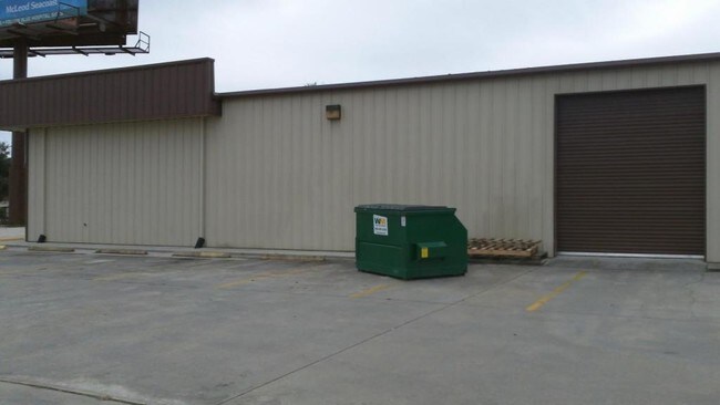 Building Photo - 1560 a hwy 9 longs