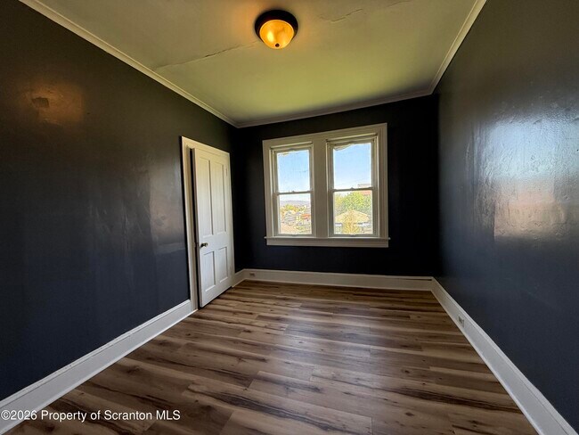 Building Photo - 1706 Prospect Ave