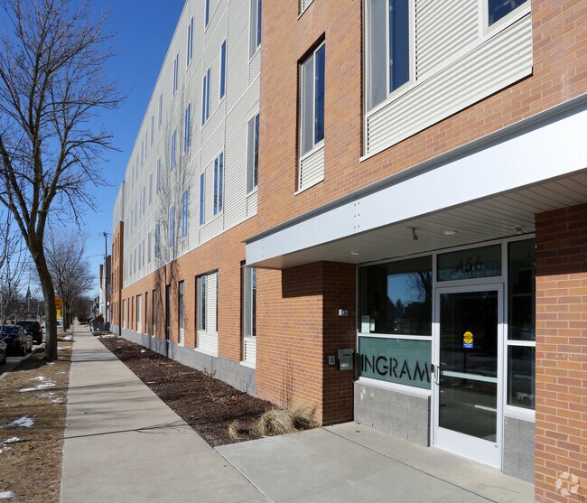 Ingram Place Apartments 456 E Brown St Milwaukee WI 53212 Apartment