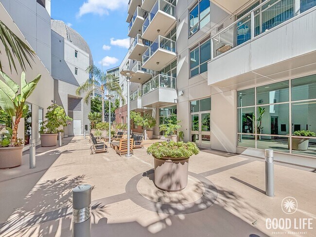 Building Photo - Downtown Luxury Living with AMAZING Petco ...