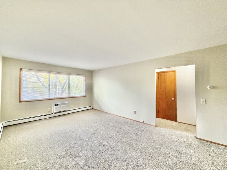 Building Photo - 2505 Calypso Rd