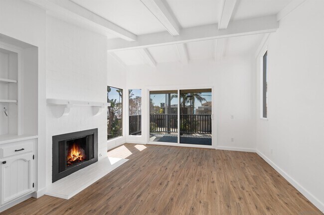 Primary Photo - 559 4th St
