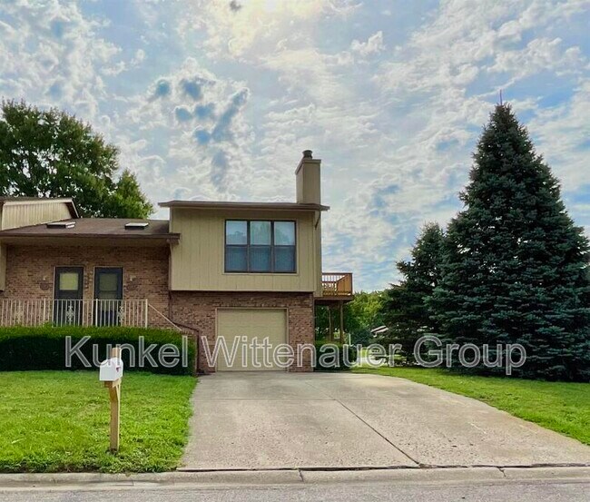 Primary Photo - 156 Marion Dr