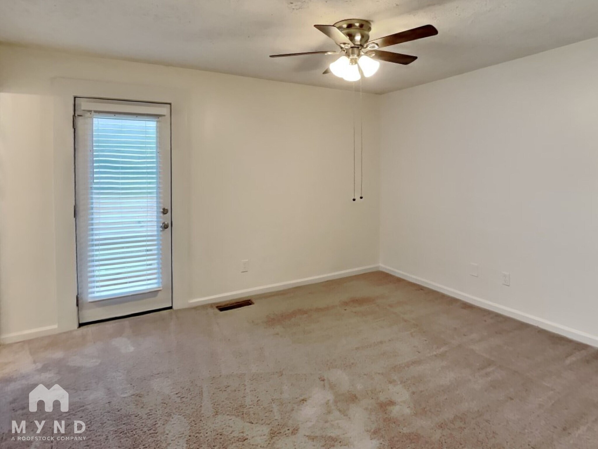 Building Photo - 456 Hardy Way