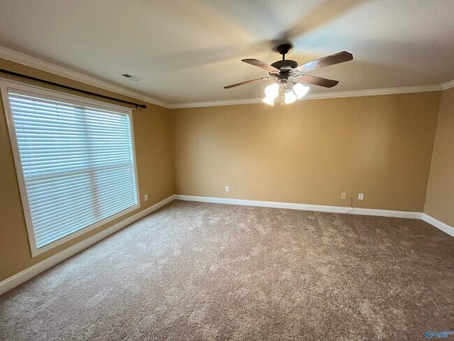 Building Photo - 120 Lexi Ln