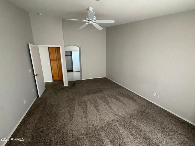 Building Photo - 13223 W Desert Rock Dr