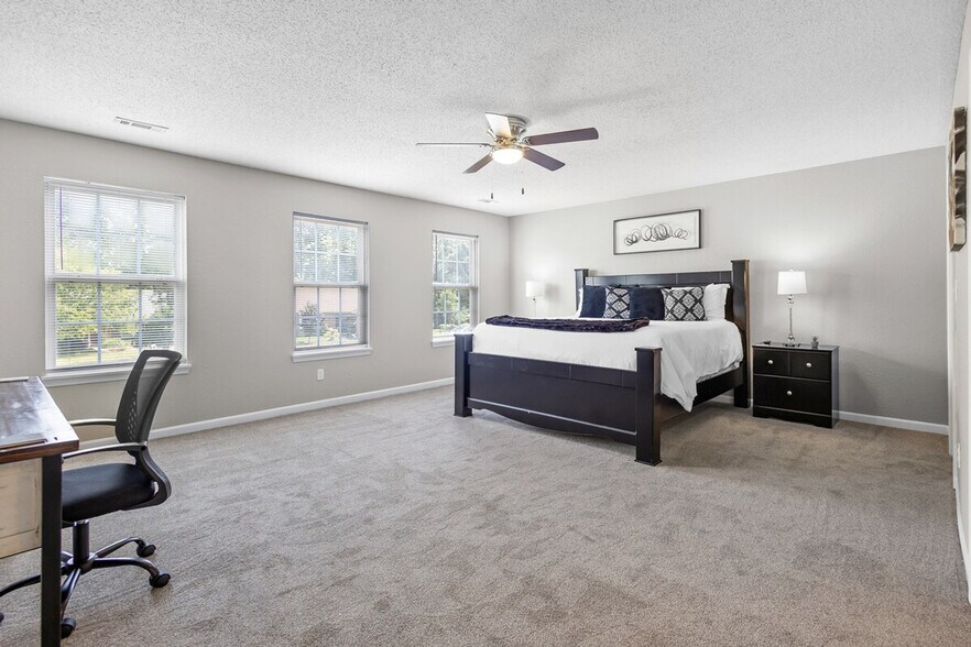 Building Photo - 9928 Comb Run Ct