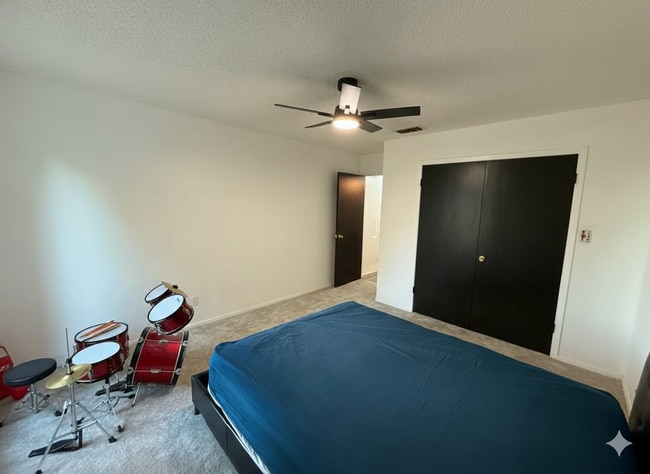 Building Photo - 2807 Macauslan St