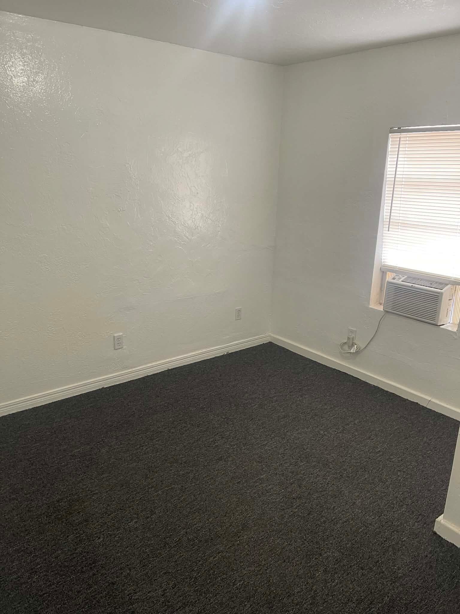 Building Photo - 3430 SW 29th Pl