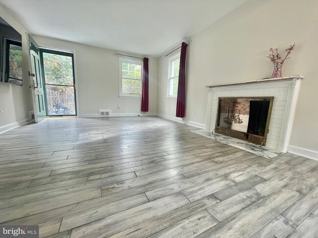 Primary Photo - 8614 Ridge Rd