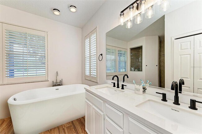 Building Photo - 22505 Night Heron Way