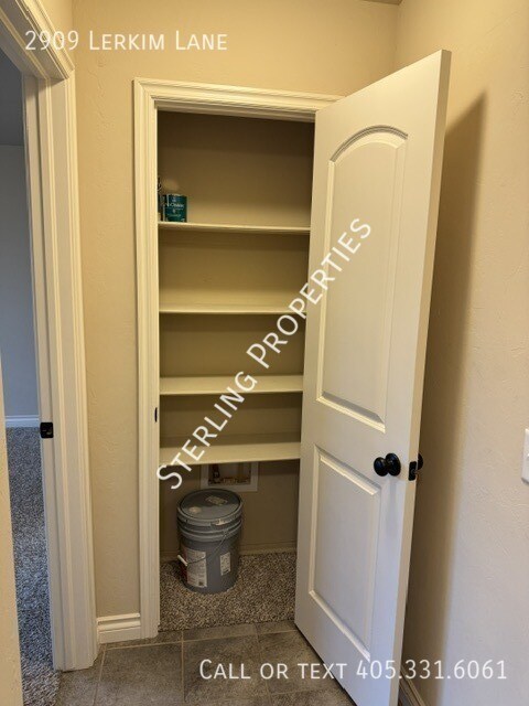 Building Photo - 2909 Lerkim Ln