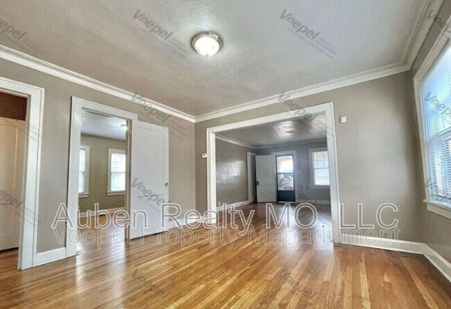 Building Photo - 5446 Harrison St
