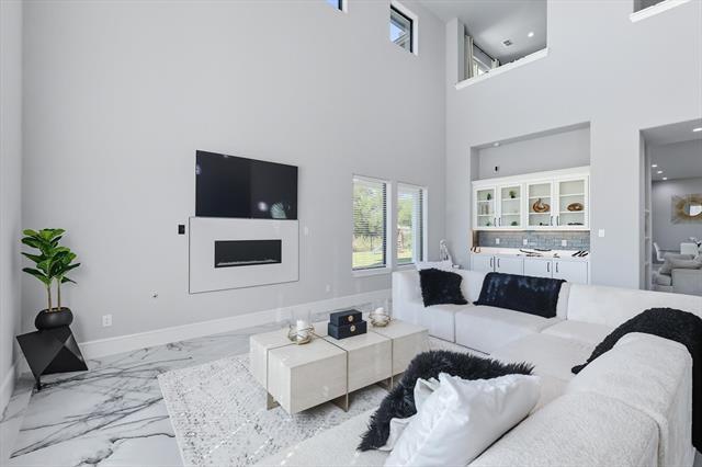 Building Photo - 7281 Waters Edge Dr