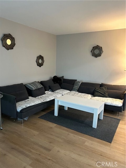 Building Photo - 366 Miraleste Dr