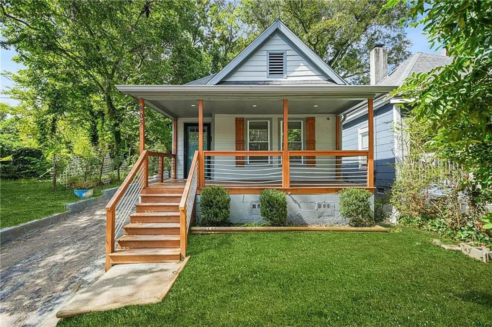 Building Photo - 805 Coleman St SW