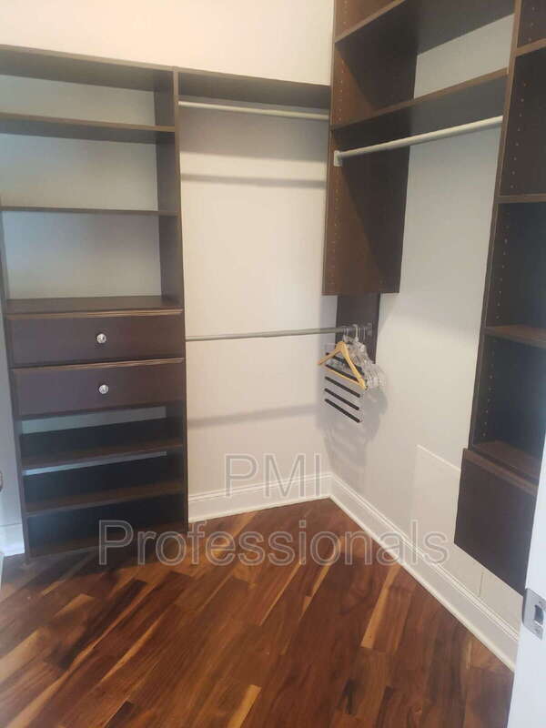 Building Photo - 1205 Cascade Falls Dr