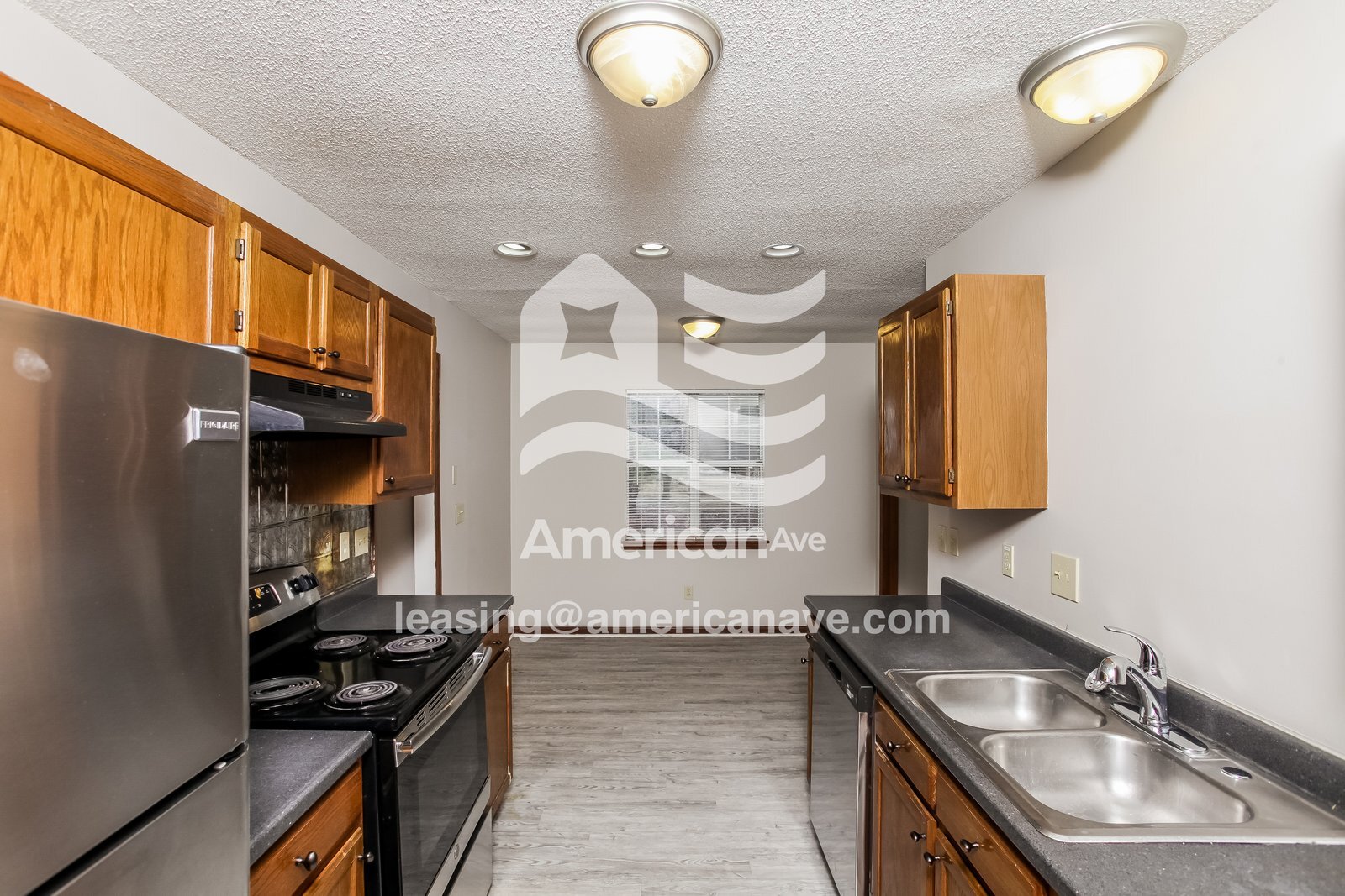 Building Photo - 128 Winslow Way