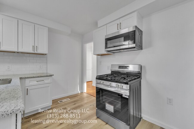 Building Photo - 4802 Niagara St