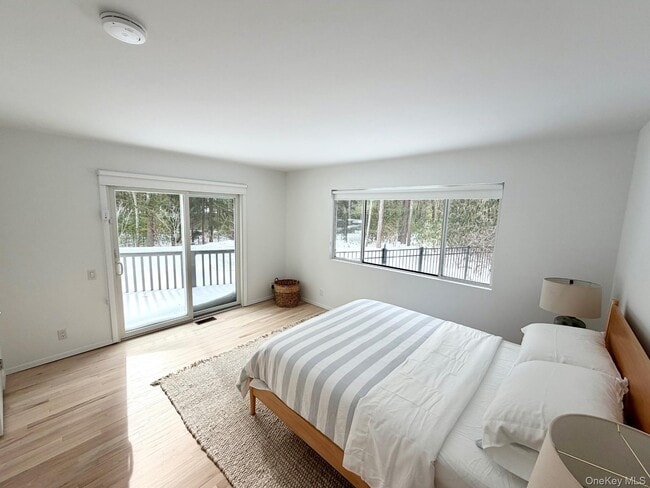 Building Photo - 33 Oakhill Ln