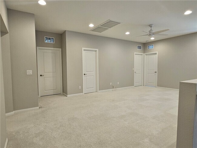Building Photo - 9853 Fisher Bay Ct