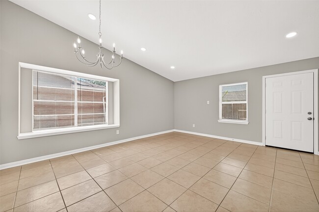 Building Photo - 7646 Winkle Wood Ln