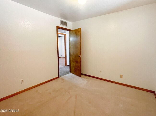 Building Photo - 35424 N 15th Ave