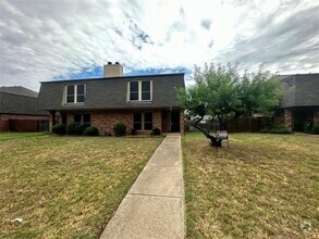 Building Photo - 1305 Lovell Dr
