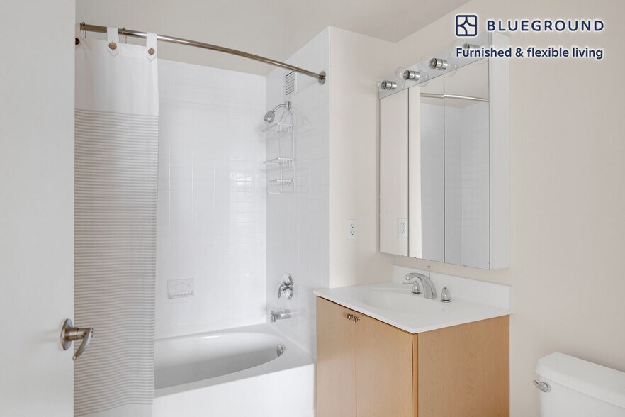 Building Photo - 4-75 48th Avenue-SI FL33-ID849