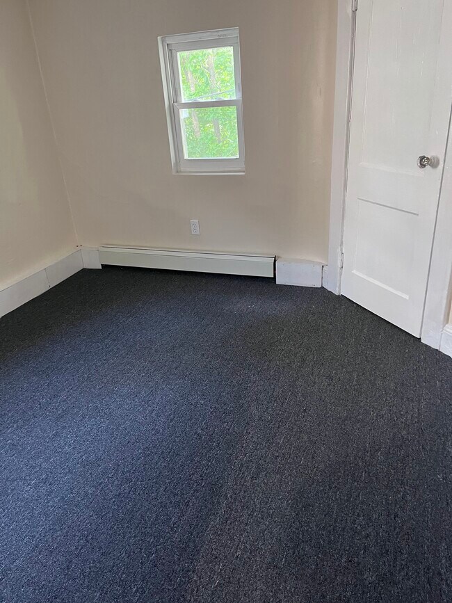 Building Photo - 3 Monmouth Pl