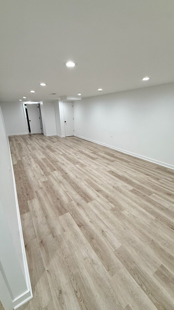 Building Photo - 8748 N Olcott Ave