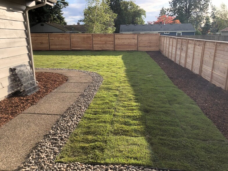 Building Photo - 12920 SW Faircrest St