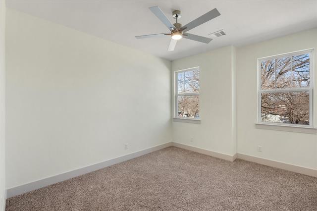 Building Photo - 504 E Kimball St