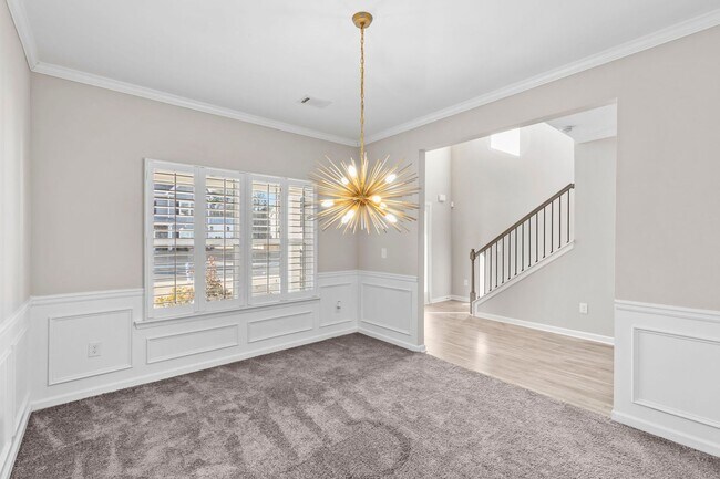 Building Photo - Immaculate, Upgraded Home with Custom Features and Spacious Outdoor Living