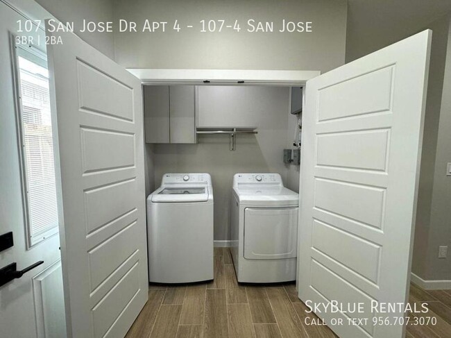 Building Photo - 107 San Jose Dr