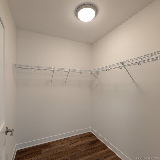 Building Photo - 138 Highland Ave